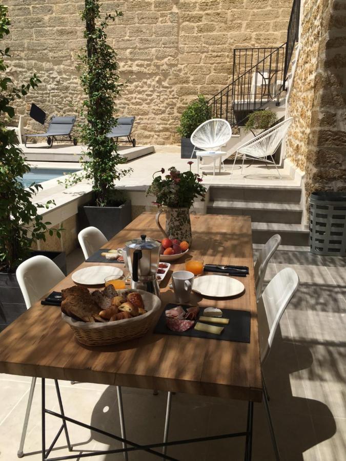 Bed and Breakfast La Cour St Siffret- Uzes Saint-Siffret Exterior foto