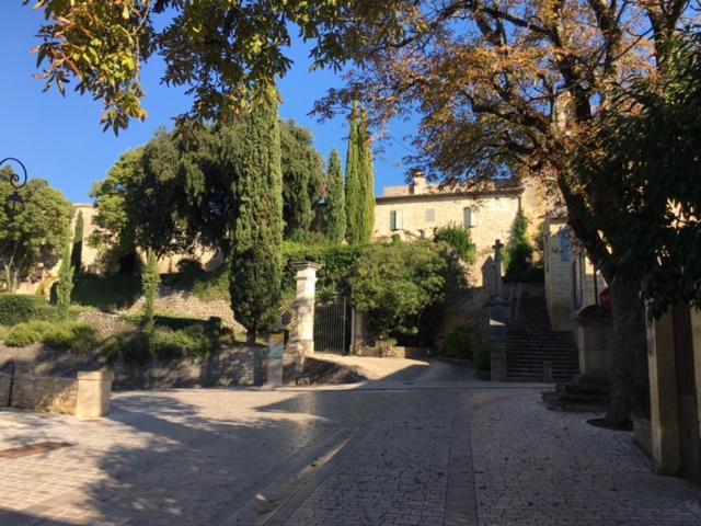 Bed and Breakfast La Cour St Siffret- Uzes Saint-Siffret Exterior foto
